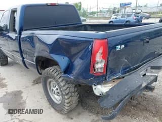 ✅ 1998 Chevrolet Silverado 2500 • VIN: 1GCGK29R6WE179646 • Lot: 42213506. Wystawiony na IAAI z przebiegiem 207 825 mil. Bezpłatny archiwum sprzedaży aukcyjnych z USA i szczegółowy raport historii pojazdu na DreamBid. Zdjęcie 6.