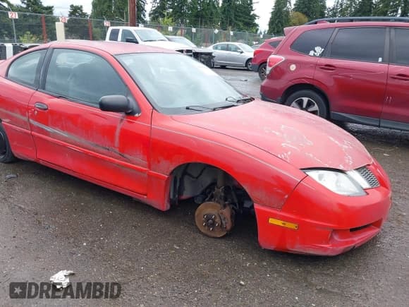 ✅ 2003 Pontiac Sunfire • VIN: 1G2JB12FX37255602 • Lot: 42847668. Listed on IAAI with 174,267 mi. Free auction sales archive from the USA and detailed vehicle history report at DreamBid. Image 1.