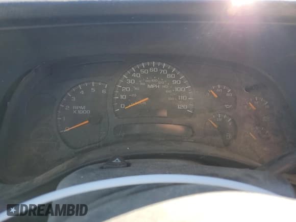 ✅ 2005 Chevrolet Silverado 1500 Work Truck • VIN: 1GCEC14Z35Z269169 • Лот: 69992195. Опубликован ранее на Copart с пробегом Не указан. Бесплатный доступ к архиву аукционных продаж из США и подробный отчёт об истории автомобиля на DreamBid. Изображение 9.