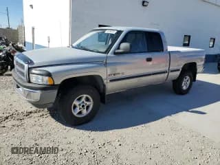 ✅ 1999 Dodge 1500 • VIN: 3B7HF13Z9XM510386 • Lot: 90066955. Listed on Copart with 272,724 mi. Free auction sales archive from the USA and detailed vehicle history report at DreamBid. Image 1.
