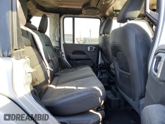 ✅ 2023 Jeep Wrangler Sahara • VIN: 1C4JJXP60PW689291 • Lot: 81000384. Listed on Copart with 9,028 mi. Free auction sales archive from the USA and detailed vehicle history report at DreamBid. Image 11.