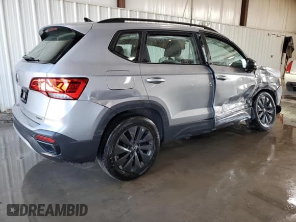 ✅ 2022 Volkswagen Taos S • VIN: 3VVMX7B29NM055685 • Лот: 70953165. Опубликован ранее на Copart с пробегом 53 571 миль. Бесплатный доступ к архиву аукционных продаж из США и подробный отчёт об истории автомобиля на DreamBid. Изображение 3.