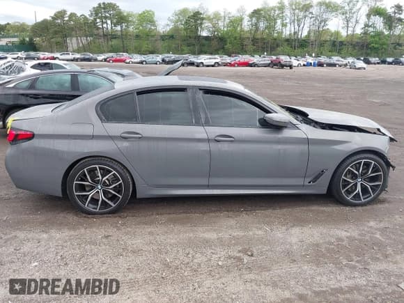 ✅ 2021 BMW 5 Series 540i xDrive • VIN: WBA73BJ0XMWX06571 • Lot: 42169757. Listed on IAAI with 62,013 mi. Free auction sales archive from the USA and detailed vehicle history report at DreamBid. Image 13.