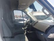 ✅ 2016 Ford Transit Cargo • VIN: 1FTYE2CG6GKA04769 • Лот: 42540728. Опубликован ранее на IAAI с пробегом 128 502 миль. Бесплатный доступ к архиву аукционных продаж из США и подробный отчёт об истории автомобиля на DreamBid. Изображение 5.