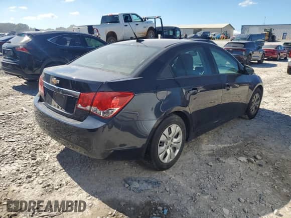 2014 Chevrolet Cruze LS с VIN 1G1PA5SG0E7478221, выставлен на аукционе Copart как лот 84741845 с пробегом 999 998 миль миль и Списание • Salvage title. История ставок и продаж доступна на DreamBid. Изображение 3.