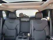 ✅ 2017 Jeep Cherokee L Plus Pkg • VIN: 1C4PJMBS9HW564479 • Lot: 53973255. Wystawiony na Copart z przebiegiem 136 607 mil. Bezpłatny archiwum sprzedaży aukcyjnych z USA i szczegółowy raport historii pojazdu na DreamBid. Zdjęcie 10.