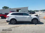 ✅ 2014 Hyundai Santa Fe GLS • VIN: KM8SN4HF5EU072835 • Лот: 43180919. Опубликован ранее на IAAI с пробегом 193 438 миль. Бесплатный доступ к архиву аукционных продаж из США и подробный отчёт об истории автомобиля на DreamBid. Изображение 13.