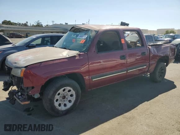 ✅ 2006 Chevrolet Silverado 1500 LT1 • VIN: 2GCEC13T561155388 • Лот: 69465974. Опубликован ранее на Copart с пробегом Не указан. Бесплатный доступ к архиву аукционных продаж из США и подробный отчёт об истории автомобиля на DreamBid. Изображение 1.