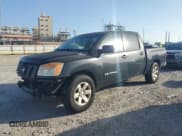 ✅ 2009 Nissan Titan SE • VIN: 1N6BA07D89N316693 • Lot: 66566885. Wystawiony na Copart z przebiegiem 117 523 mil. Bezpłatny archiwum sprzedaży aukcyjnych z USA i szczegółowy raport historii pojazdu na DreamBid. Zdjęcie 1.