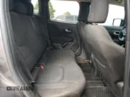 ✅ 2019 Jeep Renegade Latitude • VIN: ZACNJABB9KPK75853 • Lot: 82778435. Listed on Copart with Not provided. Free auction sales archive from the USA and detailed vehicle history report at DreamBid. Image 10.