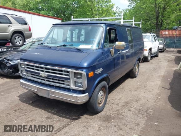 ✅ 1987 Chevrolet Chevy Van • VIN: 1GBEG25H3H7183753 • Лот: 42181464. Опубликован ранее на IAAI с пробегом 135 683 миль. Бесплатный доступ к архиву аукционных продаж из США и подробный отчёт об истории автомобиля на DreamBid. Изображение 2.