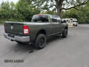 ✅ 2020 Ram 2500 Tradesman • VIN: 3C6UR5CL1LG308828 • Lot: 64524495. Wystawiony na Copart z przebiegiem 86 719 mil. Bezpłatny archiwum sprzedaży aukcyjnych z USA i szczegółowy raport historii pojazdu na DreamBid. Zdjęcie 4.