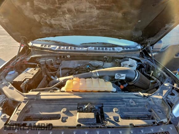 ✅ 2015 Ford F-150 Lariat • VIN: 1FTEW1EG6FFC16246 • Lot: 95314645. Listed on Copart with 147,286 mi. Free auction sales archive from the USA and detailed vehicle history report at DreamBid. Image 11.