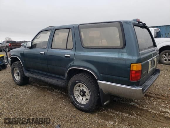 ✅ 1995 Toyota 4Runner • VIN: JT3VN39W9S0191148 • Lot: 86195804. Listed on Copart with 202,548 mi. Free auction sales archive from the USA and detailed vehicle history report at DreamBid. Image 2.