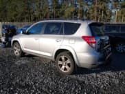 ✅ 2010 Toyota RAV4 Sport • VIN: JTMRK4DV1A5092741 • Лот: 43452373. Опубликован ранее на IAAI с пробегом 124 088 миль. Бесплатный доступ к архиву аукционных продаж из США и подробный отчёт об истории автомобиля на DreamBid. Изображение 3.