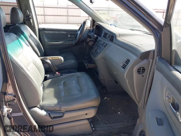 ✅ 2003 Honda Odyssey EX-L • VIN: 5FNRL18063B050528 • Лот: 43487199. Опубликован ранее на IAAI с пробегом 270 731 миль. Бесплатный доступ к архиву аукционных продаж из США и подробный отчёт об истории автомобиля на DreamBid. Изображение 5.