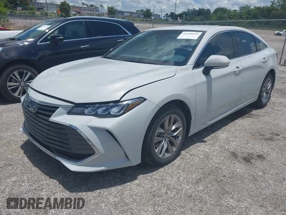 ✅ 2022 Toyota Avalon Hybrid XLE • VIN: 4T1JA1AB5NU015841 • Lot: 42498024. Listed on IAAI with 9,327 mi. Free auction sales archive from the USA and detailed vehicle history report at DreamBid. Image 2.