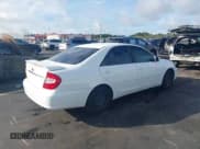 ✅ 2002 Toyota Camry LE • VIN: 4T1BE32K62U061726 • Lot: 43656015. Wystawiony na IAAI z przebiegiem 168 156 mil. Bezpłatny archiwum sprzedaży aukcyjnych z USA i szczegółowy raport historii pojazdu na DreamBid. Zdjęcie 4.