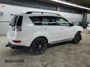 ✅ 2010 Mitsubishi Outlander SE • VIN: JA4AS3AW8AZ012164 • Лот: 64296315. Опубликован ранее на Copart с пробегом 181 592 миль. Бесплатный доступ к архиву аукционных продаж из США и подробный отчёт об истории автомобиля на DreamBid. Изображение 3.