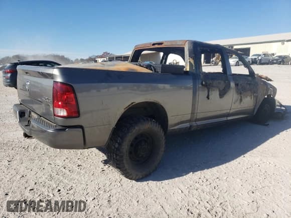 ✅ 2012 Ram 2500 ST • VIN: 3C6TD5CT0CG272656 • Лот: 92981595. Опубликован ранее на Copart с пробегом Не указан. Бесплатный доступ к архиву аукционных продаж из США и подробный отчёт об истории автомобиля на DreamBid. Изображение 3.