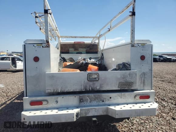 ✅ 2017 Ram 2500 Tradesman • VIN: 3C6UR4HJ4HG739978 • Лот: 65250795. Опубликован ранее на Copart с пробегом 281 776 миль. Бесплатный доступ к архиву аукционных продаж из США и подробный отчёт об истории автомобиля на DreamBid. Изображение 6.