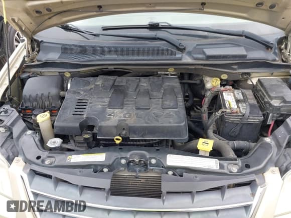 ✅ 2010 Chrysler Town & Country Limited • VIN: 2A4RR7DX5AR361352 • Lot: 39364282. Wystawiony na IAAI z przebiegiem 98 942 mil. Bezpłatny archiwum sprzedaży aukcyjnych z USA i szczegółowy raport historii pojazdu na DreamBid. Zdjęcie 10.