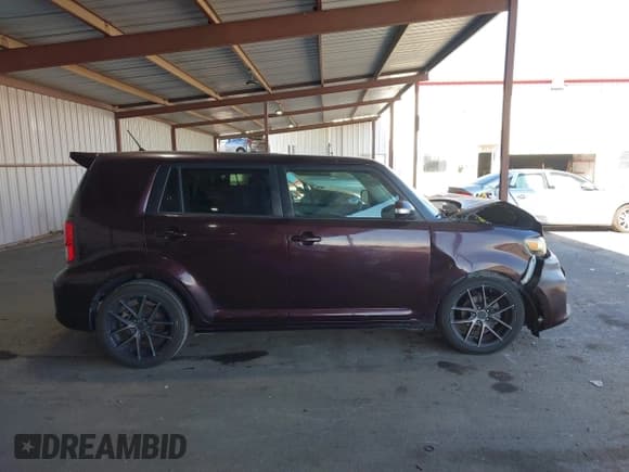 ✅ 2011 Scion xB • VIN: JTLZE4FE5B1128271 • Lot: 43109038. Listed on IAAI with 185,232 mi. Free auction sales archive from the USA and detailed vehicle history report at DreamBid. Image 13.