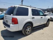 ✅ 2005 Ford Explorer XLT • VIN: 1FMZU63E15UB25770 • Lot: 65514395. Listed on Copart with 206,129 mi. Free auction sales archive from the USA and detailed vehicle history report at DreamBid. Image 3.