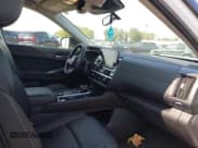 ✅ 2025 Nissan Pathfinder SL • VIN: 5N1DR3CD0SC205791 • Lot: 43147216. Wystawiony na IAAI z przebiegiem 8 633 mil. Bezpłatny archiwum sprzedaży aukcyjnych z USA i szczegółowy raport historii pojazdu na DreamBid. Zdjęcie 5.