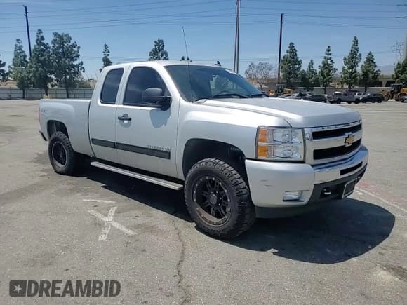 ✅ 2011 Chevrolet Silverado 1500 LT • VIN: 1GCVKSE23BZ407878 • Lot: 53903805. Listed on Copart with 116,192 mi. Free auction sales archive from the USA and detailed vehicle history report at DreamBid. Image 13.