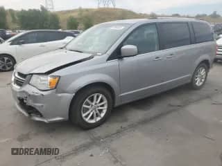 2018 Dodge Grand Caravan SXT z VIN 2C4RDGCG7JR265096, wystawiony jako Copart lot #67654465 z przebiegiem 142 250 mil mil oraz Szkoda całkowita • Salvage title. Historia ofert i sprzedaży dostępna na DreamBid. Obrazek 1.