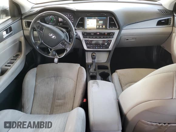 ✅ 2016 Hyundai Sonata • VIN: KMHE14L2XGA031036 • Лот: 62409185. Опубликован ранее на Copart с пробегом 206 272 миль. Бесплатный доступ к архиву аукционных продаж из США и подробный отчёт об истории автомобиля на DreamBid. Изображение 8.