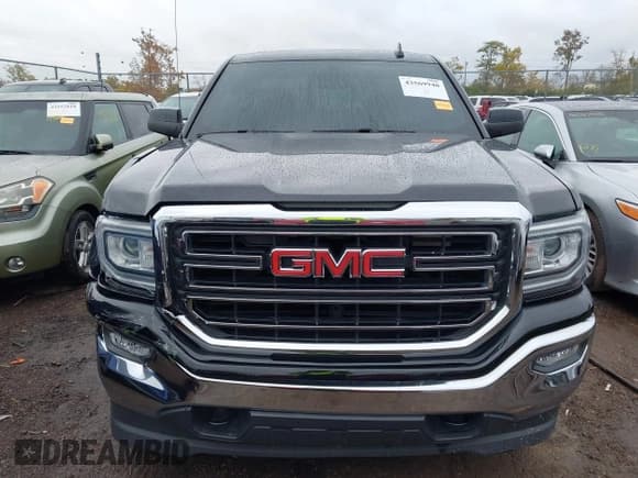 ✅ 2018 GMC Sierra 1500 SLE • VIN: 1GTV2MEC1JZ297061 • Lot: 43569940. Listed on IAAI with 182,917 mi. Free auction sales archive from the USA and detailed vehicle history report at DreamBid. Image 12.