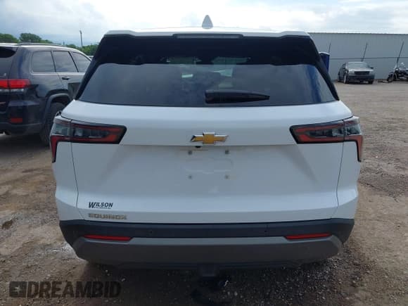 ✅ 2025 Chevrolet Equinox FWD LT • VIN: 3GNAXHEG3SL190345 • Lot: 42615208. Wystawiony na IAAI z przebiegiem 15 644 mil. Bezpłatny archiwum sprzedaży aukcyjnych z USA i szczegółowy raport historii pojazdu na DreamBid. Zdjęcie 16.