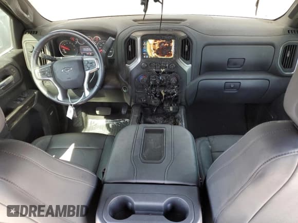 ✅ 2021 Chevrolet Silverado 1500 RST • VIN: 3GCUYEET2MG396573 • Lot: 72246804. Wystawiony na Copart z przebiegiem 35 018 mil. Bezpłatny archiwum sprzedaży aukcyjnych z USA i szczegółowy raport historii pojazdu na DreamBid. Zdjęcie 8.