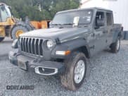 ✅ 2023 Jeep Gladiator Sport S • VIN: 1C6HJTAG0PL534130 • Лот: 42842561. Опубликован ранее на IAAI с пробегом 60 635 миль. Бесплатный доступ к архиву аукционных продаж из США и подробный отчёт об истории автомобиля на DreamBid. Изображение 2.