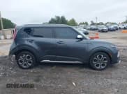 ✅ 2021 Kia Soul LX • VIN: KNDJ23AU5M7771004 • Lot: 43381936. Wystawiony na IAAI z przebiegiem 78 235 mil. Bezpłatny archiwum sprzedaży aukcyjnych z USA i szczegółowy raport historii pojazdu na DreamBid. Zdjęcie 12.