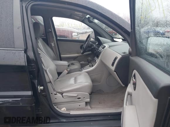 ✅ 2005 Chevrolet Equinox LT • VIN: 2CNDL73F656110983 • Лот: 41218166. Опубликован ранее на IAAI с пробегом 176 335 миль. Бесплатный доступ к архиву аукционных продаж из США и подробный отчёт об истории автомобиля на DreamBid. Изображение 5.