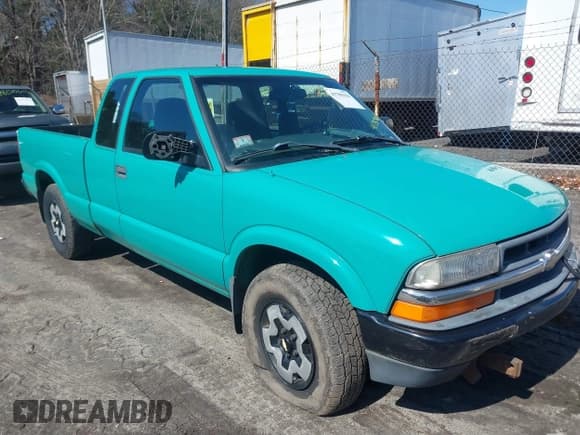 ✅ 1999 Chevrolet S-10 LS • VIN: 1GCDT19X6X8189022 • Лот: 41789104. Опубликован ранее на IAAI с пробегом 168 037 миль. Бесплатный доступ к архиву аукционных продаж из США и подробный отчёт об истории автомобиля на DreamBid. Изображение 1.