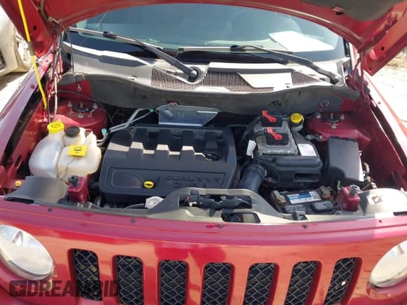 ✅ 2016 Jeep Patriot Latitude • VIN: 1C4NJPFB2GD503214 • Lot: 42279900. Listed on IAAI with 130,002 mi. Free auction sales archive from the USA and detailed vehicle history report at DreamBid. Image 10.