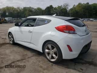2013 Hyundai Veloster w/Gray Int с VIN KMHTC6AD0DU167414, выставлен на аукционе Copart как лот 73476894 с пробегом 119 928 миль миль и Списание • Salvage title. История ставок и продаж доступна на DreamBid. Изображение 2.
