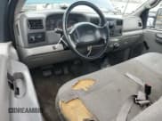 ✅ 2000 Ford F-250 XL • VIN: 1FTNF20F5YEA22157 • Lot: 45497565. Wystawiony na Copart z przebiegiem 209 022 mil. Bezpłatny archiwum sprzedaży aukcyjnych z USA i szczegółowy raport historii pojazdu na DreamBid. Zdjęcie 8.