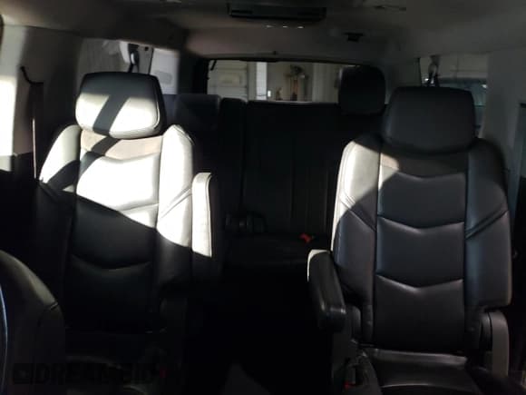 ✅ 2018 Cadillac Escalade ESV Luxury • VIN: 1GYS4HKJ4JR320687 • Lot: 80727315. Listed on Copart with 145,742 mi. Free auction sales archive from the USA and detailed vehicle history report at DreamBid. Image 10.