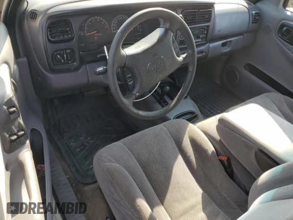 ✅ 2000 Dodge Dakota Sport • VIN: 1B7GG22N0YS547574 • Lot: 69222114. Wystawiony na Copart z przebiegiem 175 072 mil. Bezpłatny archiwum sprzedaży aukcyjnych z USA i szczegółowy raport historii pojazdu na DreamBid. Zdjęcie 8.