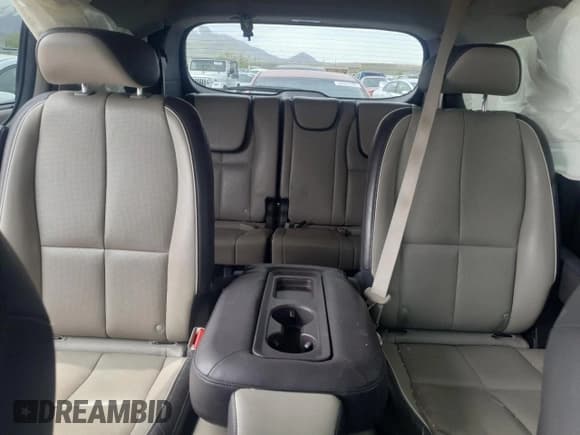 ✅ 2018 Kia Sedona SX-L • VIN: KNDME5C17J6389710 • Lot: 54372775. Listed on Copart with 55,143 mi. Free auction sales archive from the USA and detailed vehicle history report at DreamBid. Image 10.