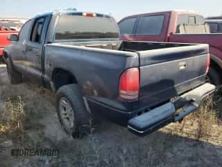 ✅ 2003 Dodge Dakota SLT • VIN: 1D7HG48N23S195393 • Лот: 72139814. Размещён на Copart с пробегом 196 602 миль миль. Получите бесплатный доступ к архиву аукционных продаж из США и посмотрите подробный отчёт об истории автомобиля на DreamBid. Изображение 2.