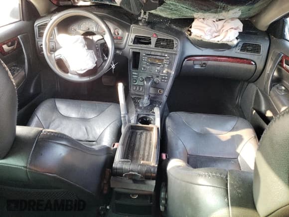 ✅ 2004 Volvo V70 XC Cross Country • VIN: YV1SZ59H941125075 • Lot: 58963795. Listed on Copart with 209,539 mi. Free auction sales archive from the USA and detailed vehicle history report at DreamBid. Image 8.