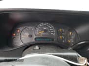 ✅ 2007 Chevrolet Silverado 2500HD Work Truck • VIN: 1GCHK23U37F140185 • Lot: 46996464. Wystawiony na Copart z przebiegiem 125 668 mil. Bezpłatny archiwum sprzedaży aukcyjnych z USA i szczegółowy raport historii pojazdu na DreamBid. Zdjęcie 9.