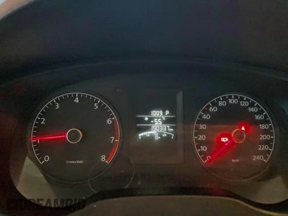 ✅ 2013 Volkswagen Jetta • VIN: 3VW2K7AJ8DM301683 • Lot: 95222445. Listed on Copart with 190,337 mi. Free auction sales archive from the USA and detailed vehicle history report at DreamBid. Image 9.