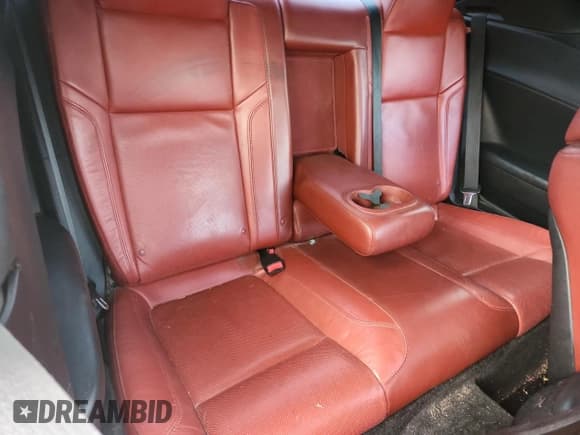 ✅ 2015 Dodge Challenger SXT Plus • VIN: 2C3CDZBG9FH723998 • Lot: 81340545. Wystawiony na Copart z przebiegiem 165 647 mil. Bezpłatny archiwum sprzedaży aukcyjnych z USA i szczegółowy raport historii pojazdu na DreamBid. Zdjęcie 10.